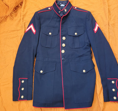 Authentic 41R USMC Dress Blue Jacket w/ USMC Collar Buttons