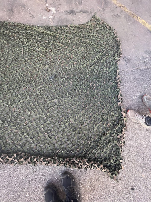 Surplus US Military 200 sq/ft 2 Tone Camo Netting